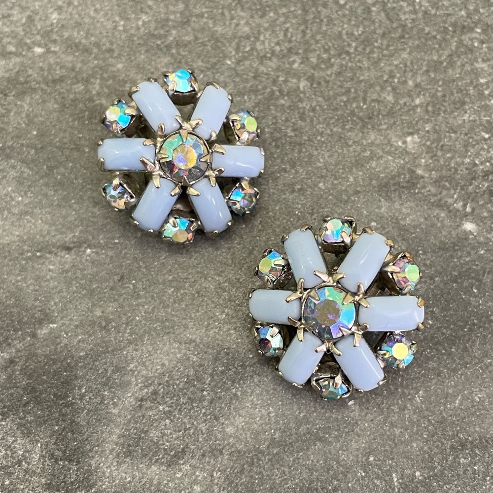 Vintage Bridgerton Blue Milk Glass Crystal Clip On Earrings